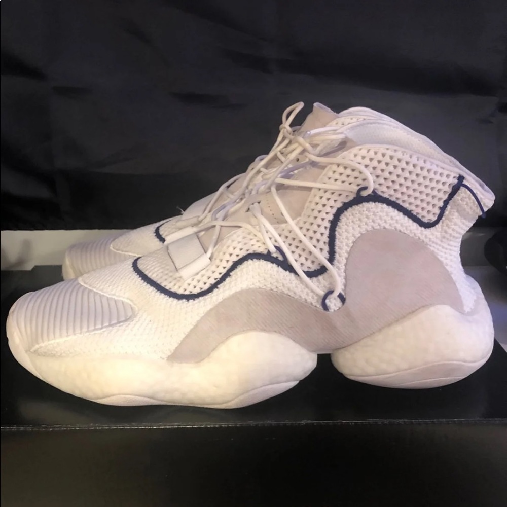 Adidas white and purple shoes sz 11